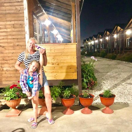فندق تساندريبشفي  Sea breeze المظهر الخارجي الصورة